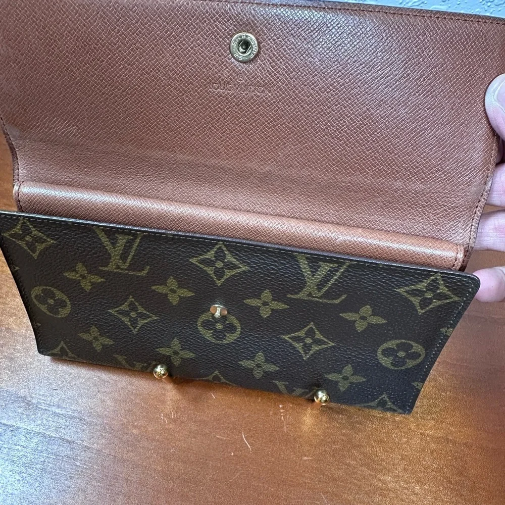 Auth Louis Vuitton Monogram Portefeuille International MI0921